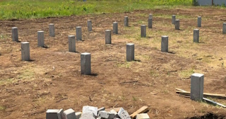 Фундамент на забивных жб сваях под ключ в Одинцово - фундамент из забивных железобетонных свай цена от 3116 руб/м2